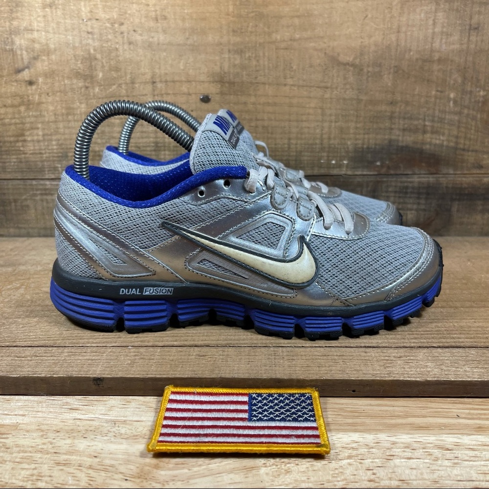 Nike Dual Fusion ST